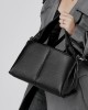 Women's vintage classic, cross-border trade manufacturer, top-grain cowhide, niche, fashionable women's bags. Bags Women's vintage classic, cross-border trade manufacturer, top-grain cowhide, niche, fashionable women's bags. Bags