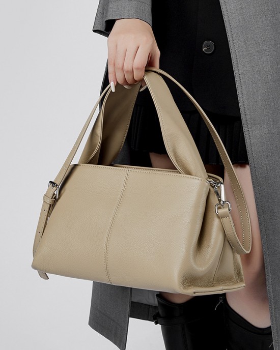 Women's vintage classic, cross-border trade manufacturer, top-grain cowhide, niche, fashionable women's bags. Bags Women's vintage classic, cross-border trade manufacturer, top-grain cowhide, niche, fashionable women's bags. Bags
