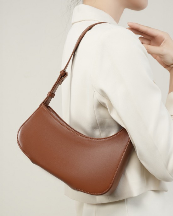 Niche Genuine Leather Design Kendall Jenner's Half Moon Bag, 2025 New Minimalist Single Shoulder Underarm Handbag