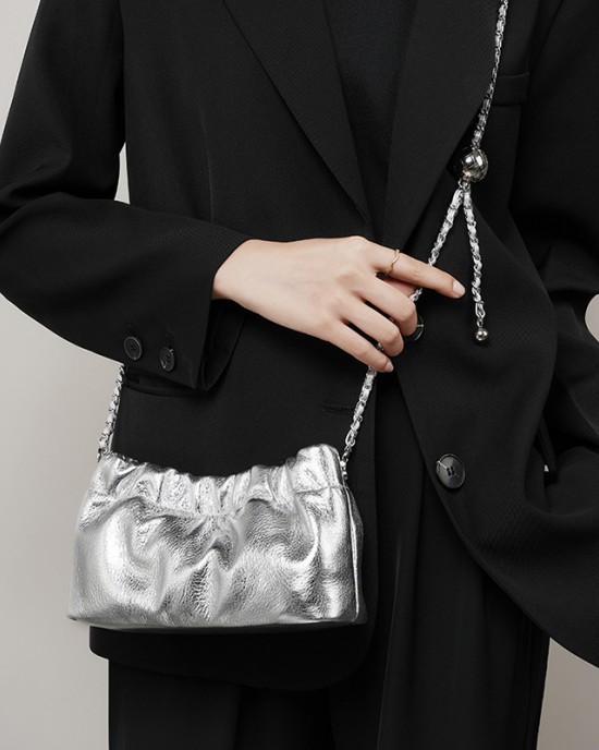 2025 popular underarm bag, high-end cloud-shaped pleated bag for women, top-grain cowhide shoulder crossbody bag with gold ball chain