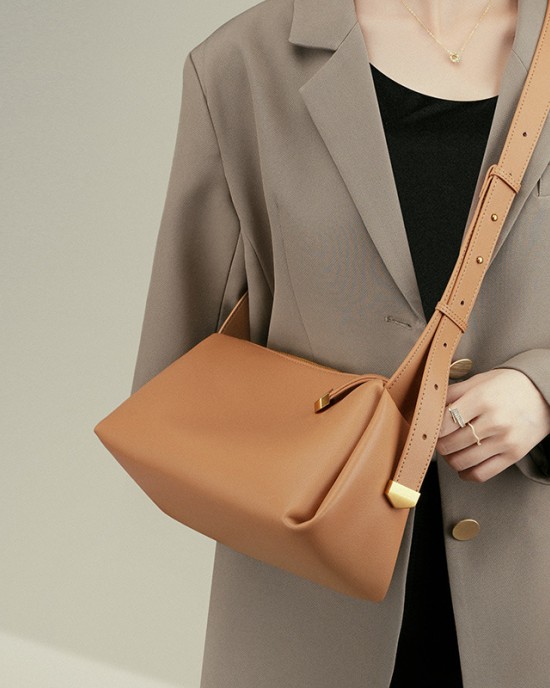 2025 new spring/summer new genuine leather bag, black cowhide bag 5 new genuine leather crossbody bags for women, luxury baguette underarm bags for summer, soft leather women's bags