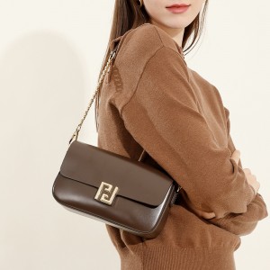 Genuine leather high Luxury small bags, 2025 spring new women's bags, popular and versatile crossbody bags, stylish small square bags