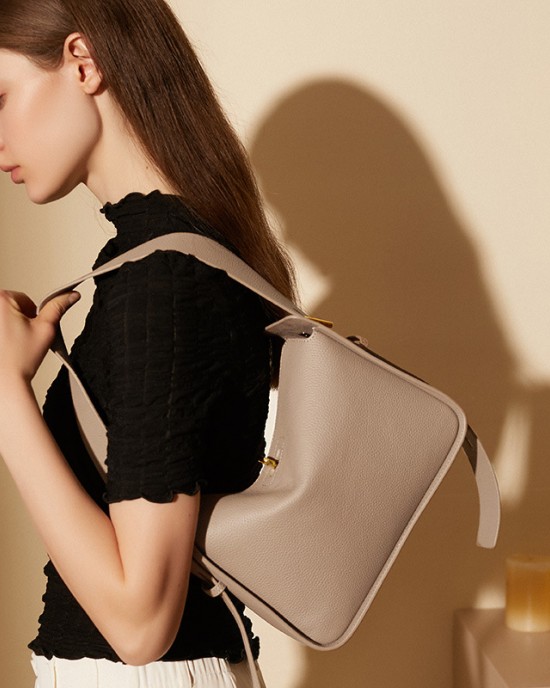 Niche design bag, niche brand, light luxury women's bag, luxury tote bag Large-capacity underarm bag Niche design bag, niche brand, light luxury women's bag, luxury tote bag Large-capacity underarm bag