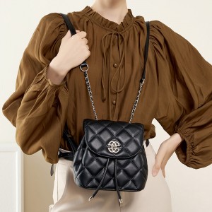 Korean niche genuine leather backpack for women, 2025 new style, fashionable backpack, large design bag