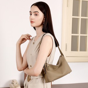 Top-Grain Cowhide Leather Women's Bag, a Trendy, Niche Underarm Shoulder Bag