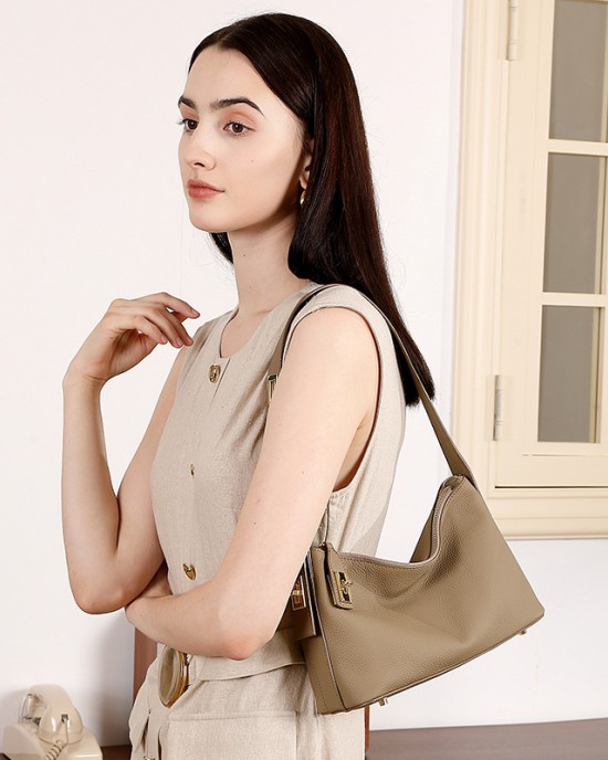 Top-Grain Cowhide Leather Women's Bag, a Trendy, Niche Underarm Shoulder Bag Top-Grain Cowhide Leather Women's Bag, a Trendy, Niche Underarm Shoulder Bag