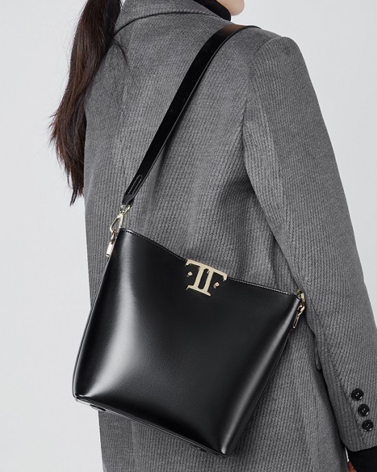 New High-End Large Capacity Commuter Bucket Bag for Women, Original, Niche Genuine Leather Underarm Bag, Stylish Shoulder Bag